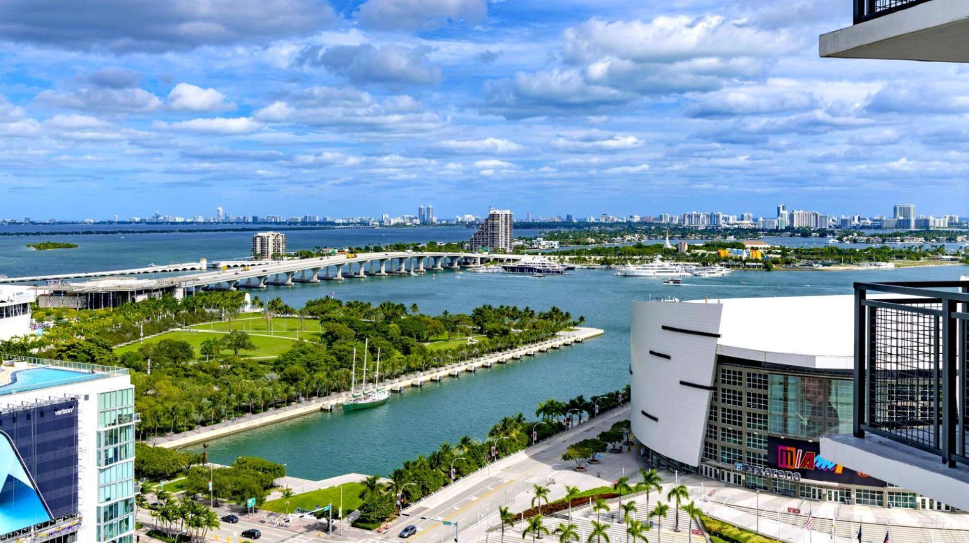 Experience The Perfect Miami Life!! Centrally Located Luxury Condo! Екстериор снимка